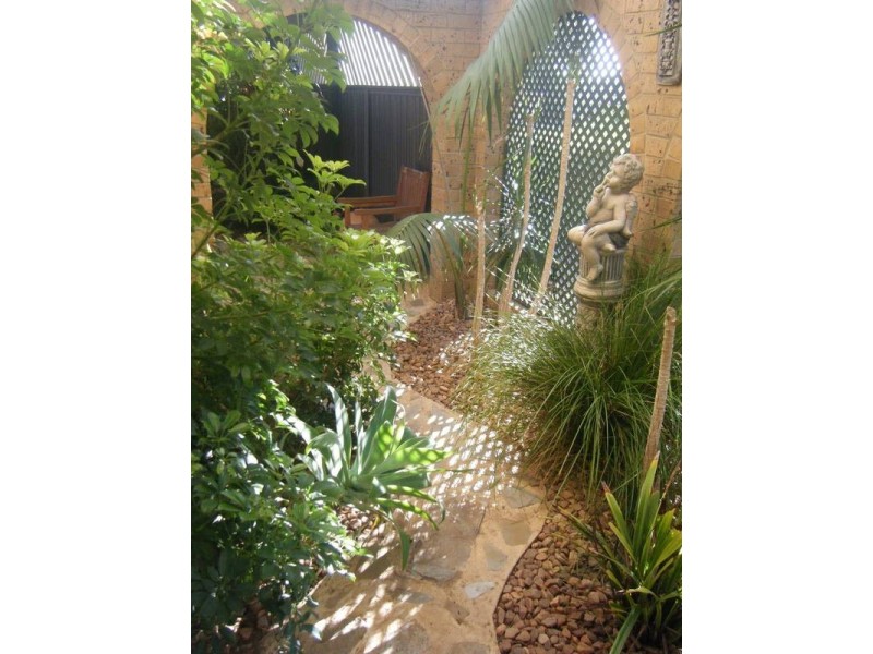 8 Elberta Road, Murray Bridge SA 5253