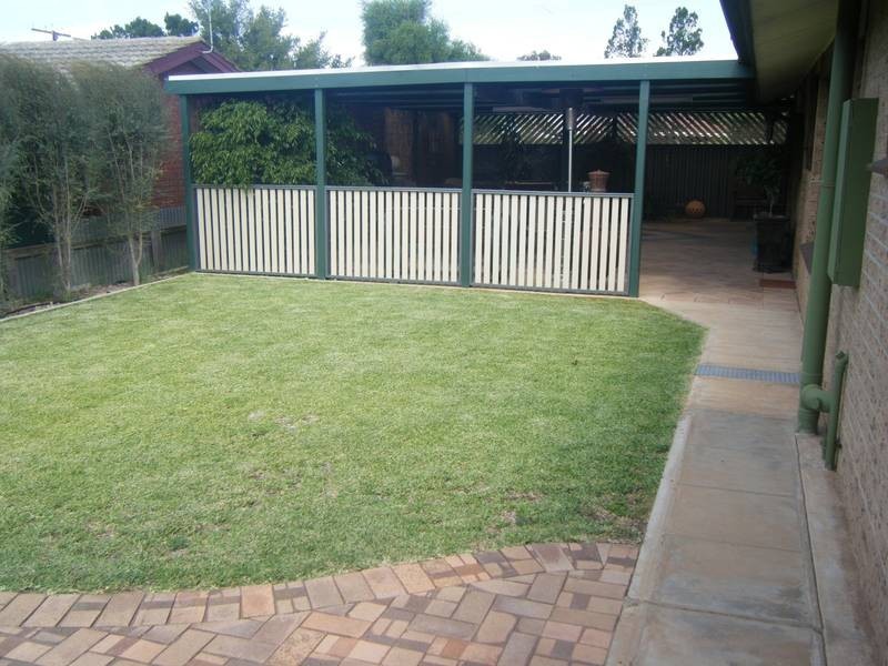 8 Elberta Road, Murray Bridge SA 5253