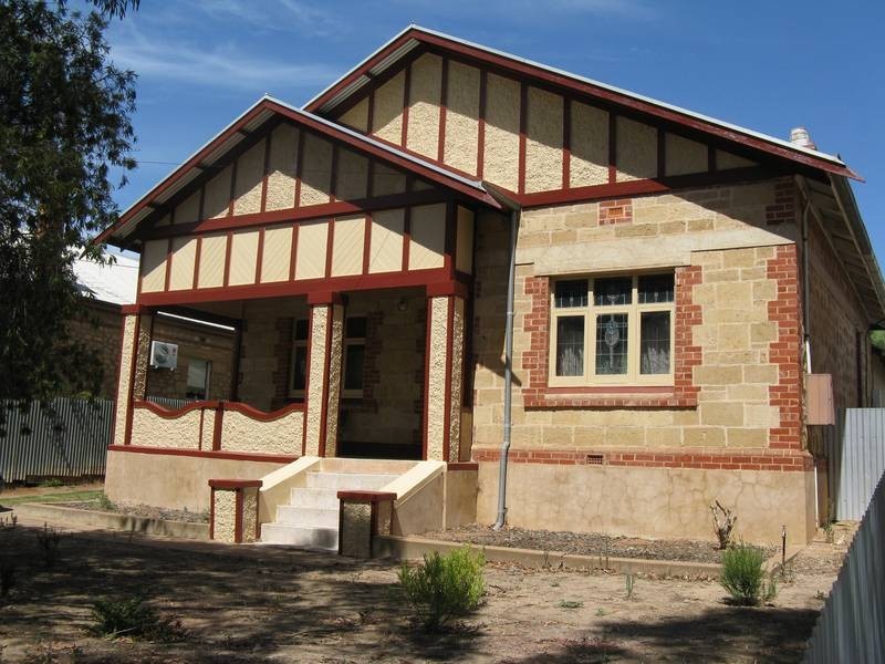 42 Mannum Road, Murray Bridge SA 5253