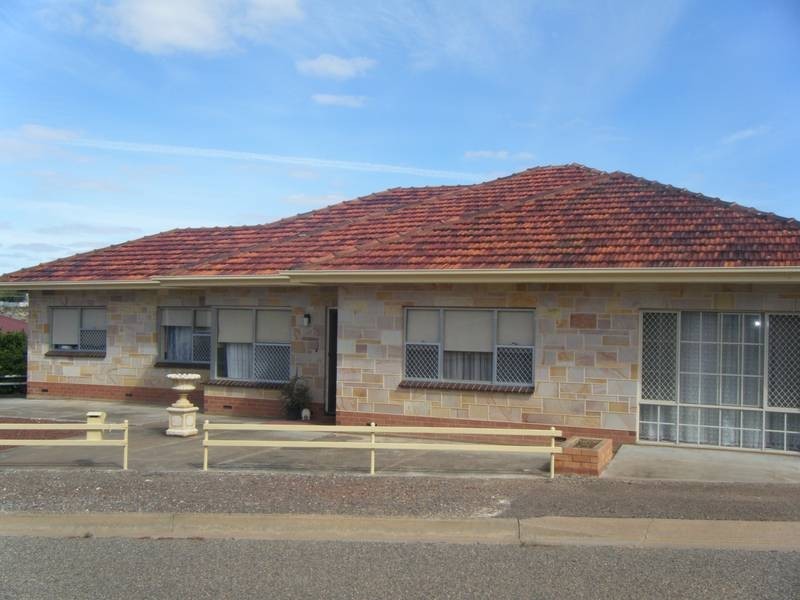 1 Moore Street, Murray Bridge SA 5253