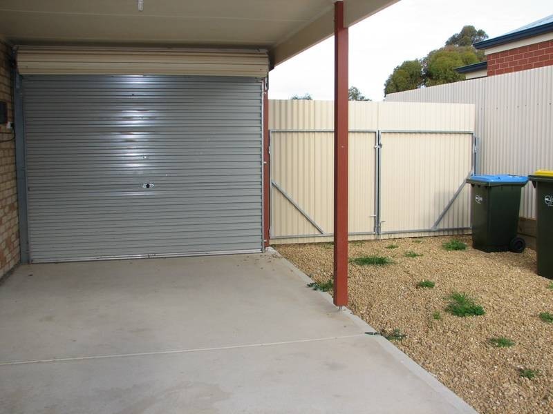 1 68-74 Roper Road, Murray Bridge SA 5253