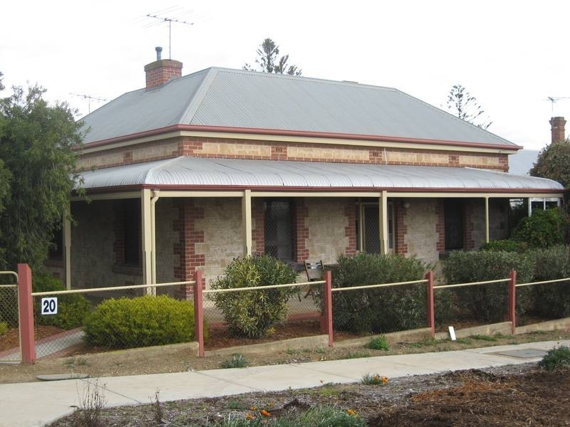 20 Railway Terrace, Murray Bridge SA 5253