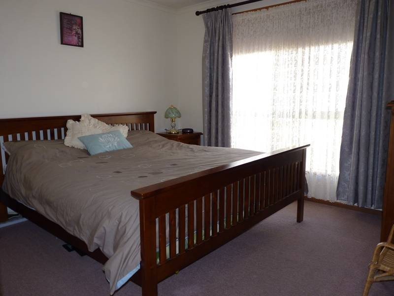 66 Tumbella Drive, Murray Bridge SA 5253