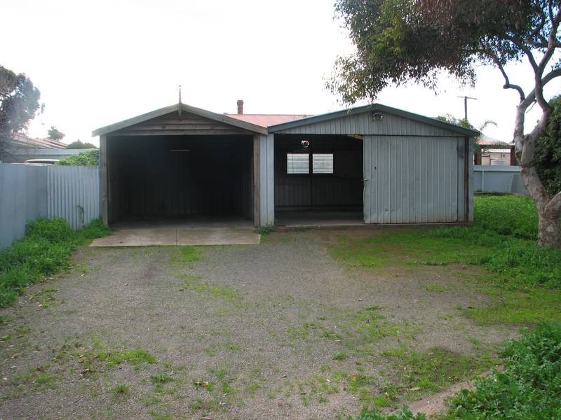 73 Adelaide Road, Murray Bridge SA 5253