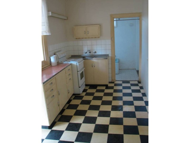 8 Edwards Street, Murray Bridge SA 5253