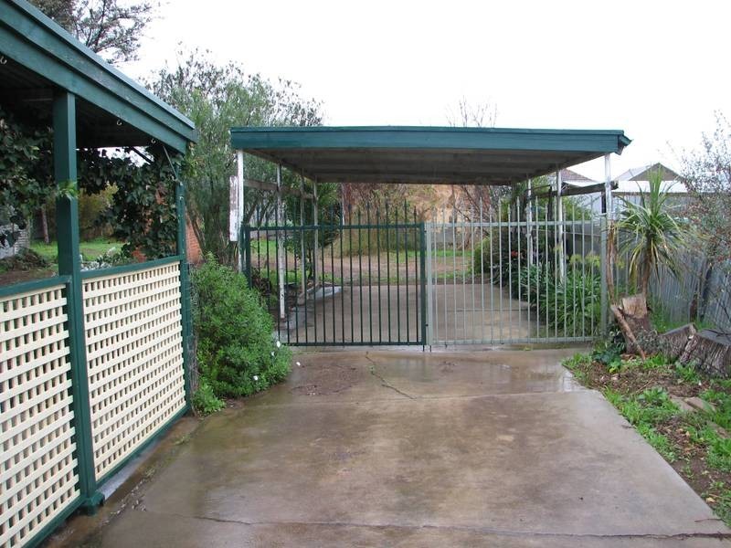 8 Edwards Street, Murray Bridge SA 5253