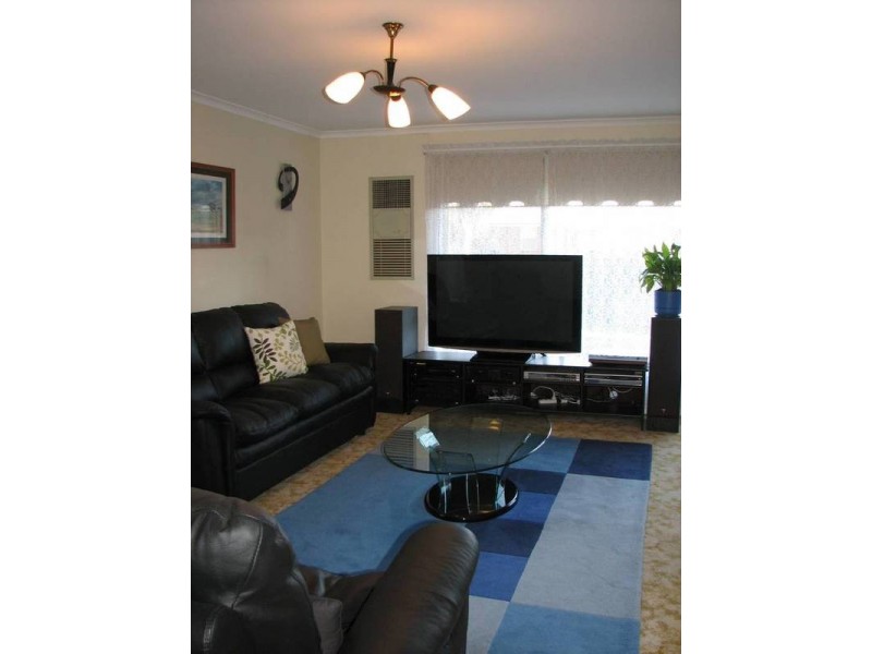 Cnr Hilton St & Gail Crs, Murray Bridge SA 5253