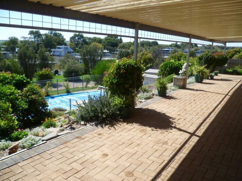 20 Riverglen Drive, Riverglen Marina, Whitesands via, Murray Bridge SA 5253