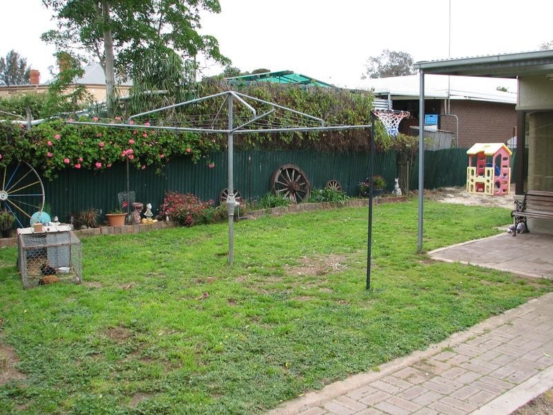 27 Willow Avenue, Murray Bridge SA 5253