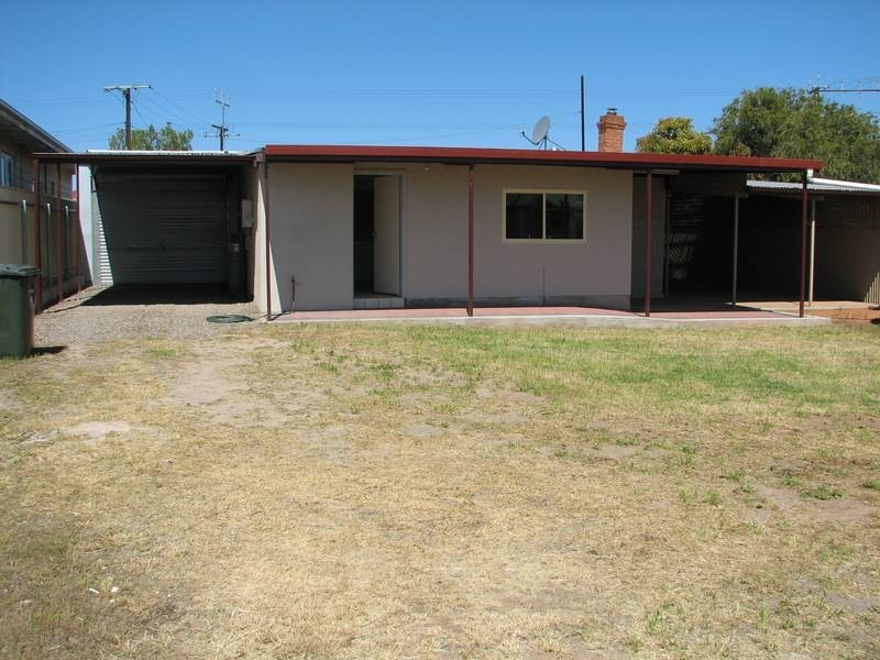 11a Clara Street, Murray Bridge SA 5253