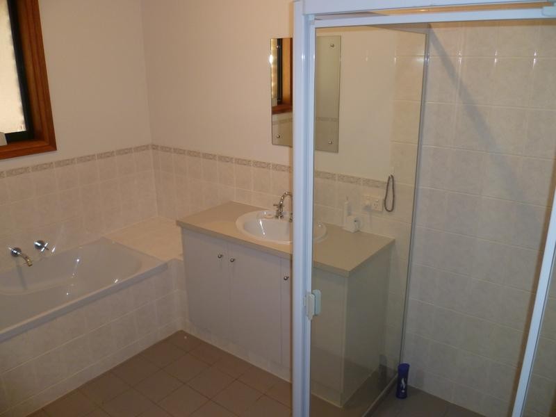 12 Carter Road, Murray Bridge SA 5253