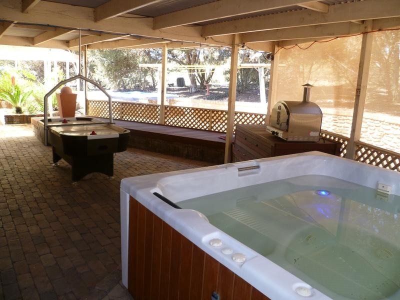 12 Carter Road, Murray Bridge SA 5253