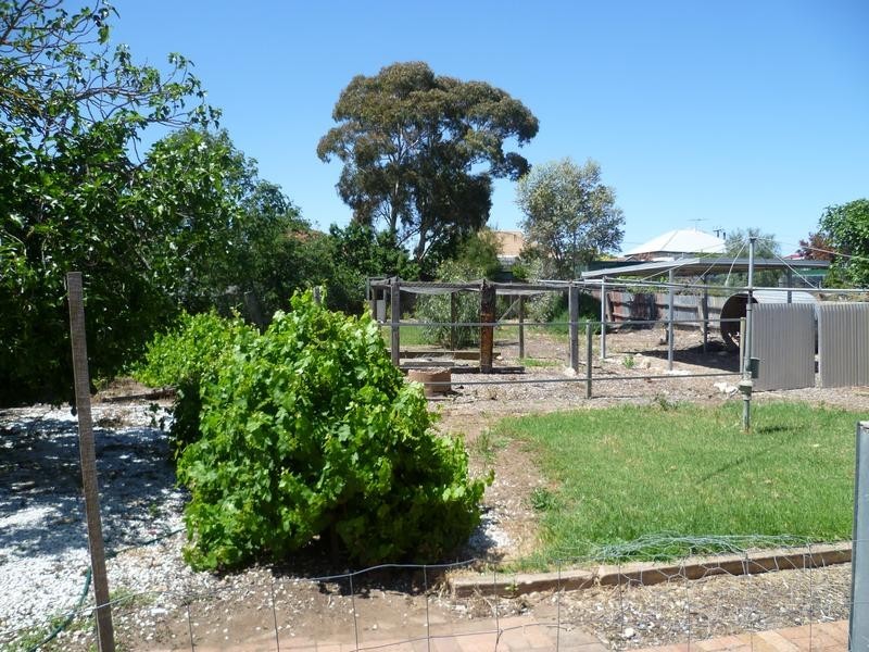 18 Edward Street, Murray Bridge SA 5253