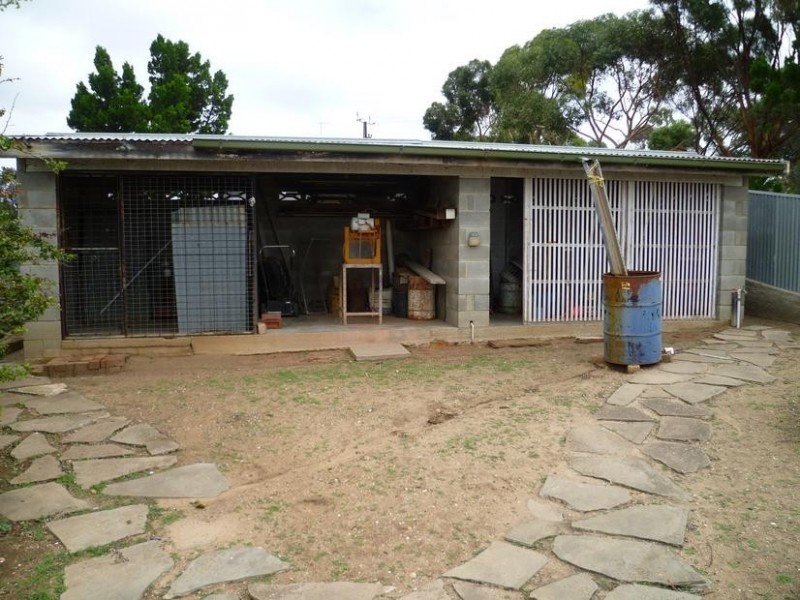 341 Adelaide Road, Murray Bridge SA 5253