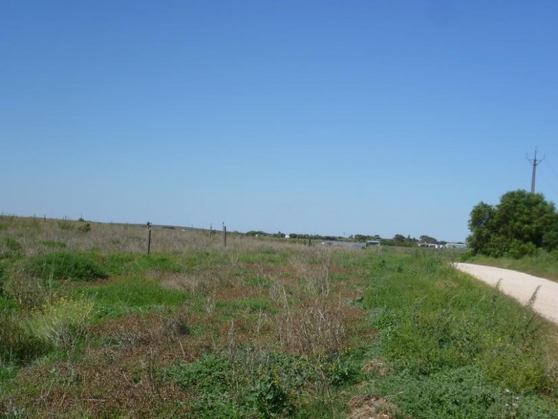 Lt 2 Long Flat Road / Queen Louisa Drive, Murray Bridge SA 5253