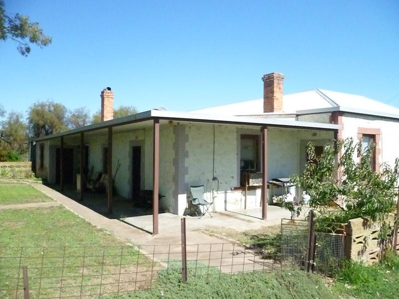 Lt 2 Long Flat Road / Queen Louisa Drive, Murray Bridge SA 5253