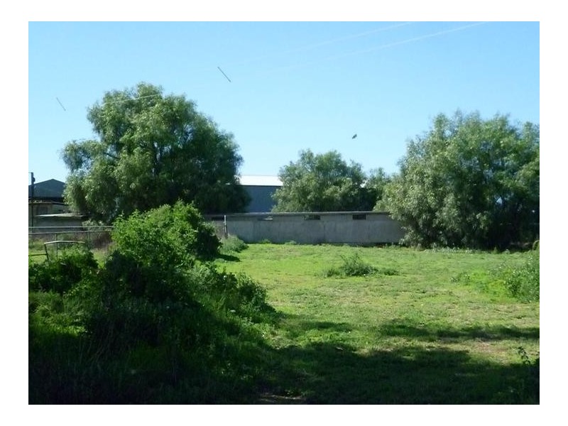 Lt 2 Long Flat Road / Queen Louisa Drive, Murray Bridge SA 5253