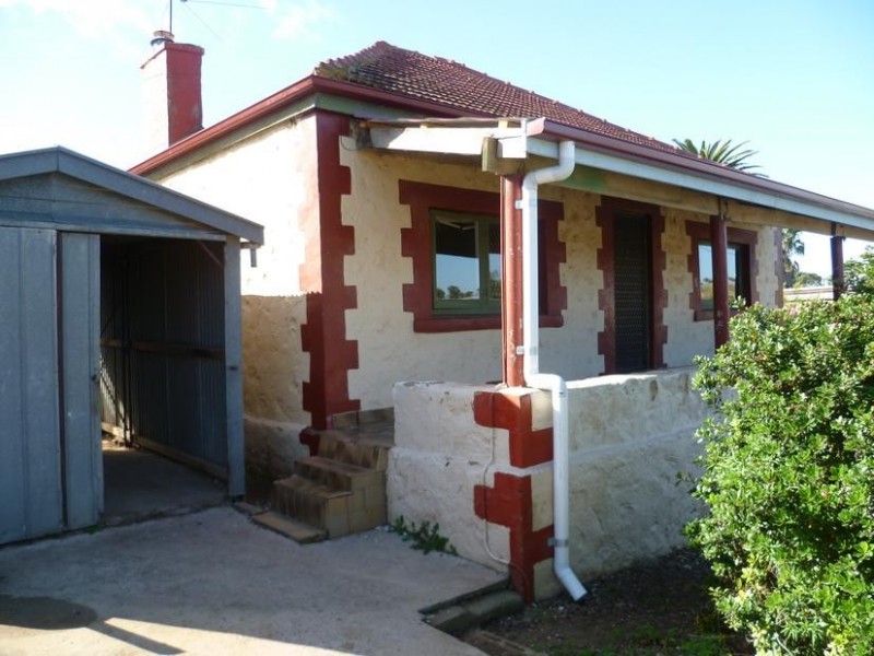 12 Leigh Street, Murray Bridge SA 5253