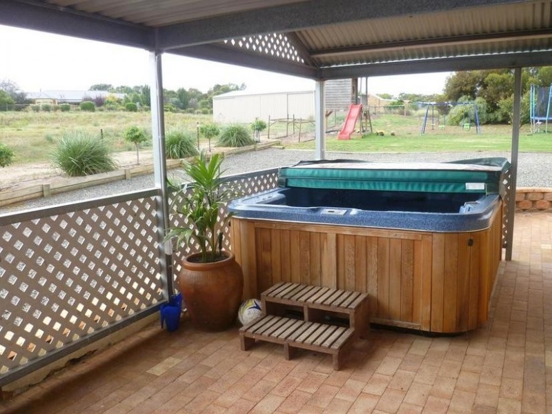 43 Torrens Road, Murray Bridge SA 5253