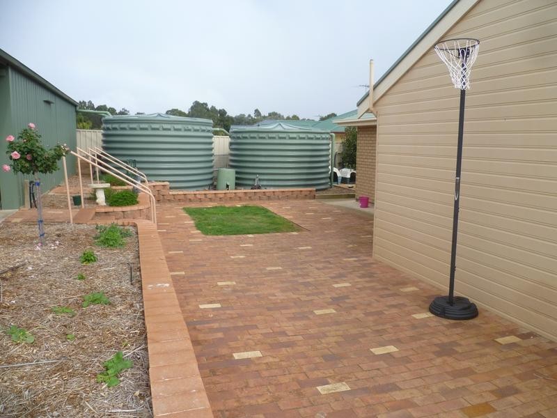 43 Torrens Road, Murray Bridge SA 5253