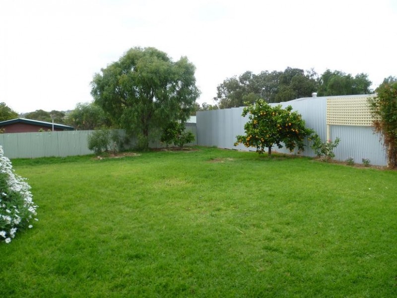 25 McHenry Street, Murray Bridge SA 5253