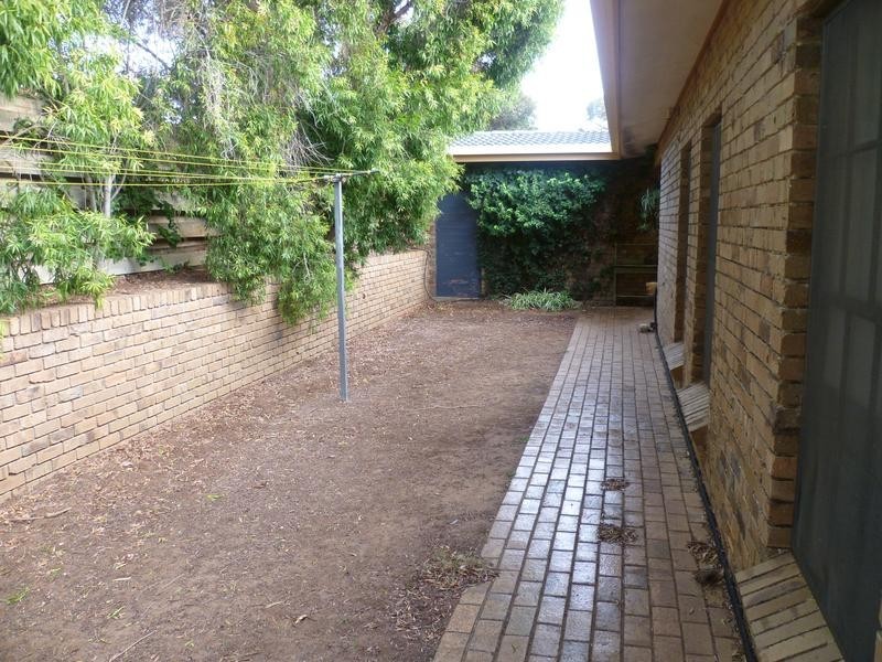 4 & 6 Ellendale Avenue, Murray Bridge SA 5253