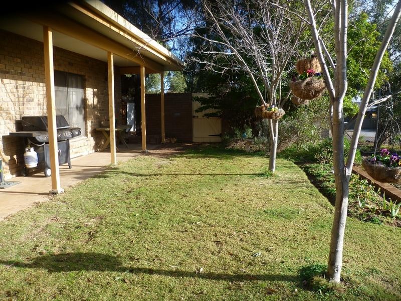 4 & 6 Ellendale Avenue, Murray Bridge SA 5253