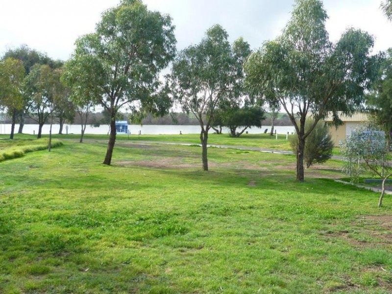 Lt 4 Riverglen Drive ‘Riverglen Marina’, Murray Bridge SA 5253