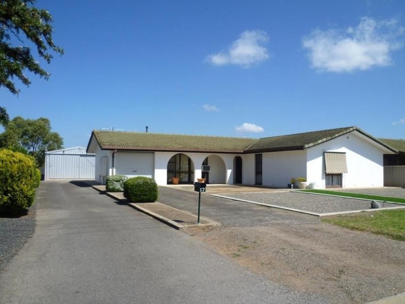 17 Edinburgh Street, Murray Bridge SA 5253