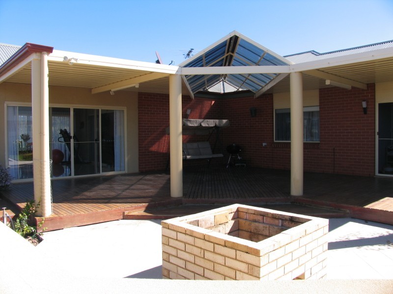 128 Christian Road, Murray Bridge SA 5253