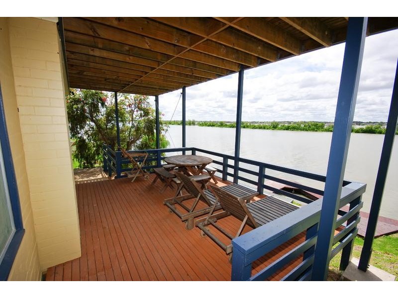 Lot 642 Wellington Road & Jervois Road, Wellington SA 5259