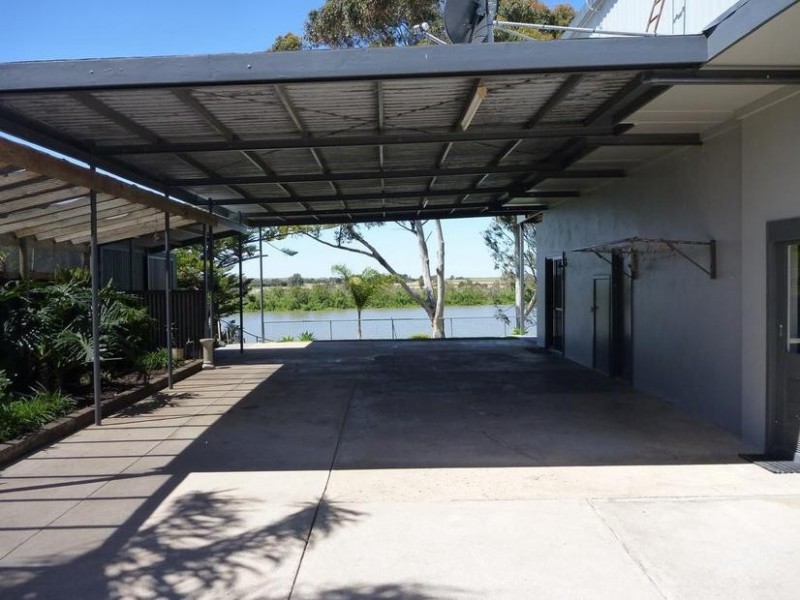 Lot 658 Wellington / Jervois Road, Wellington SA 5259