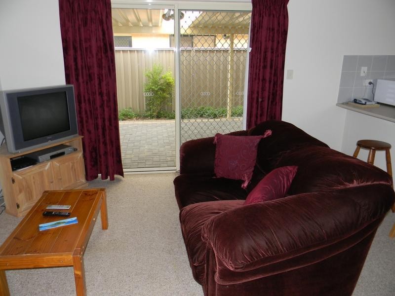 13 Christian Road, Murray Bridge SA 5253