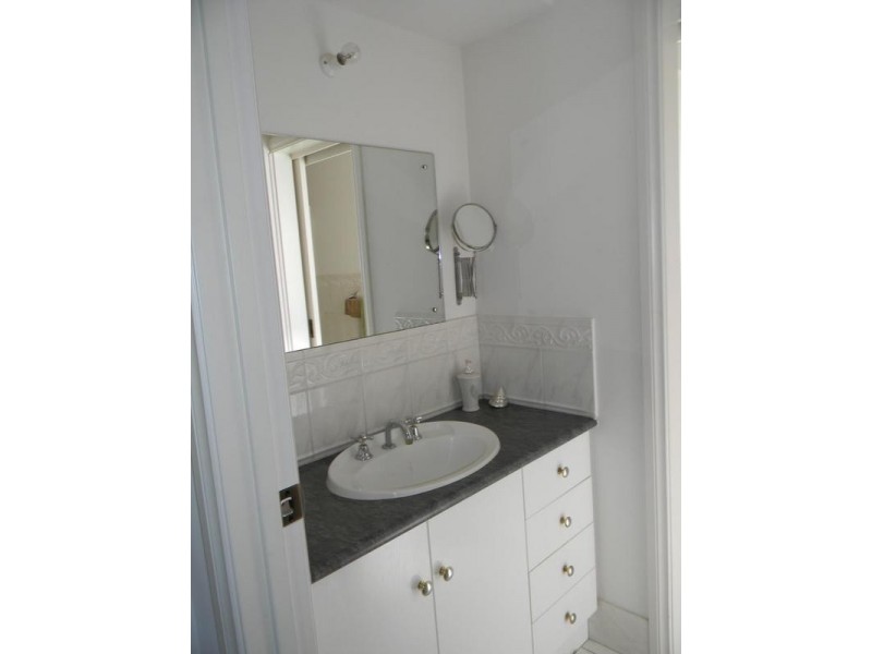 123 Christian Road, Murray Bridge SA 5253