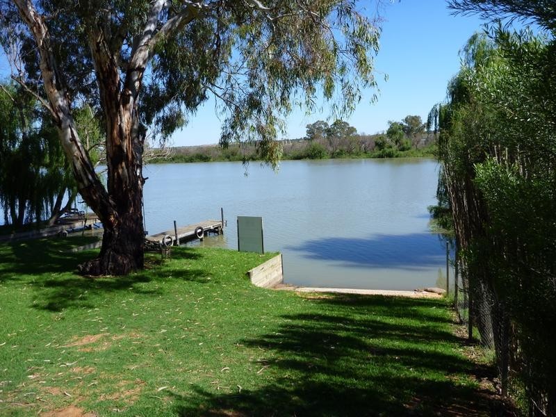 Lot 6 Greenbanks Drive, Greenbanks via, Murray Bridge SA 5253