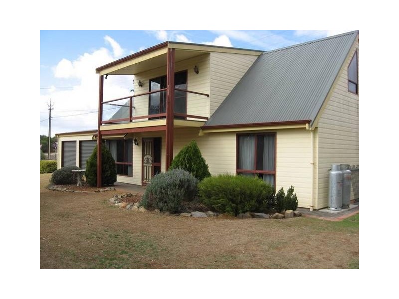 71 Tooma Drive, Murray Bridge SA 5253
