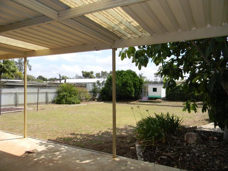 15 Todd Avenue, Murray Bridge SA 5253