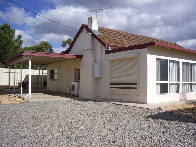 24 Eleanor Terrace, Murray Bridge SA 5253