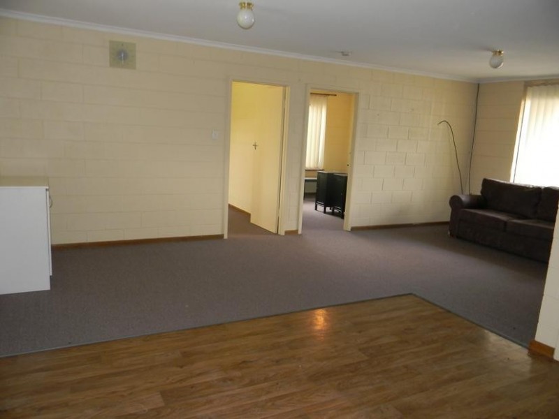 6 7-9 Todd Avenue, Murray Bridge SA 5253