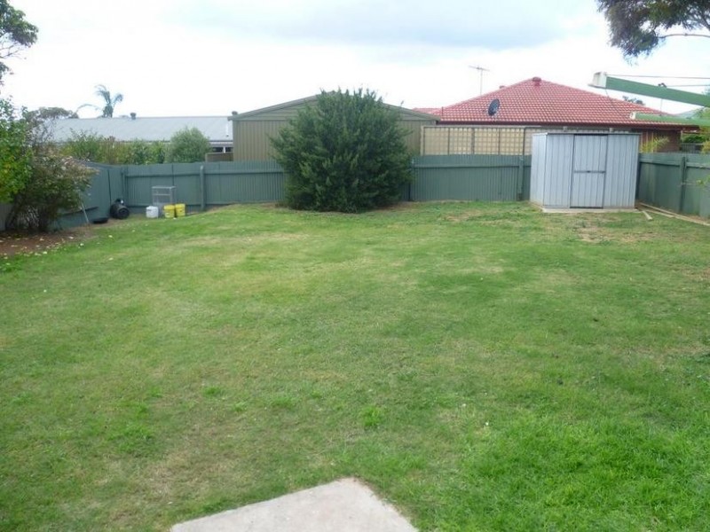 4 Leslie Street, Murray Bridge SA 5253