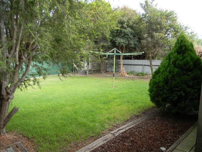 6 Raymond Road, Murray Bridge SA 5253