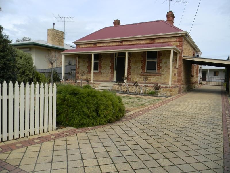 50 McHenry Street, Murray Bridge SA 5253