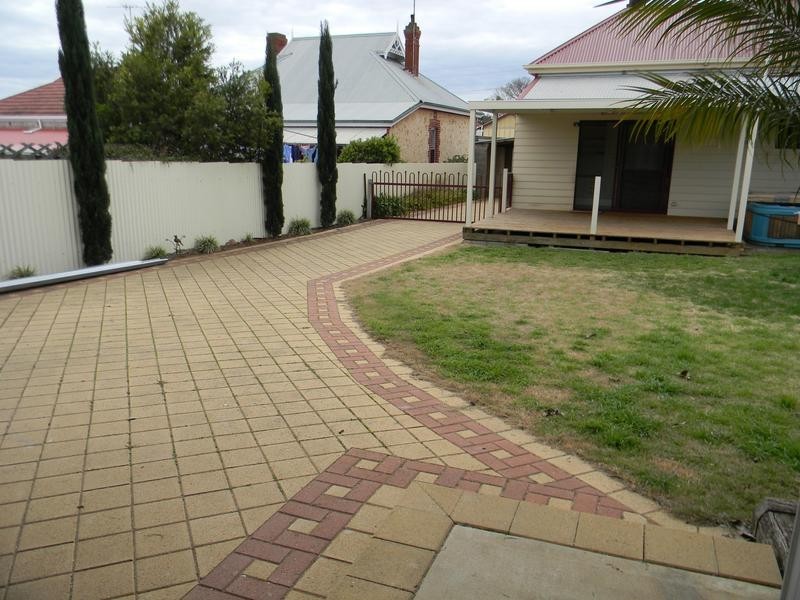 50 McHenry Street, Murray Bridge SA 5253