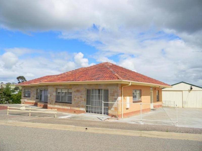 1 Moore Street, Murray Bridge SA 5253