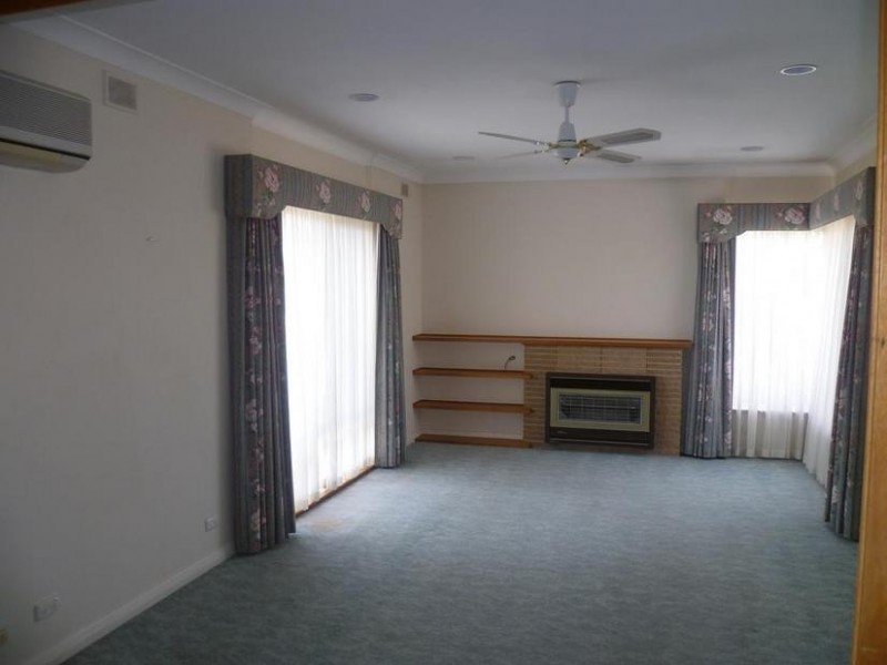 1 Jarvis Ave, Murray Bridge SA 5253