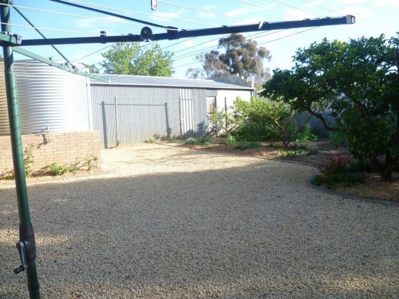 1 Jarvis Ave, Murray Bridge SA 5253