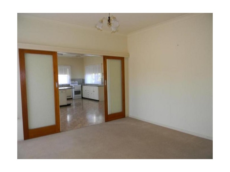 1 Moore Street, Murray Bridge SA 5253
