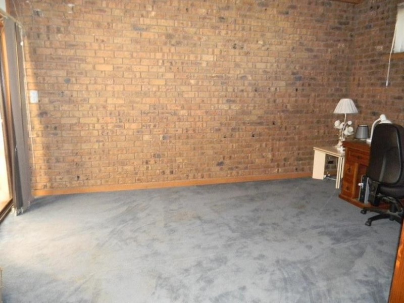 15 Eleanor Tce, Murray Bridge SA 5253