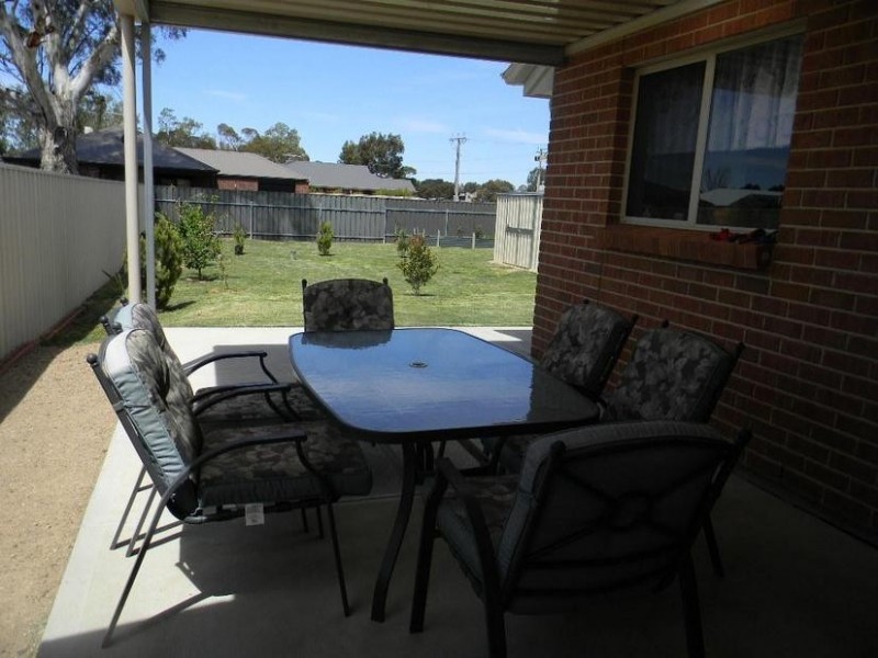 5 Greenlands Drive, Murray Bridge SA 5253