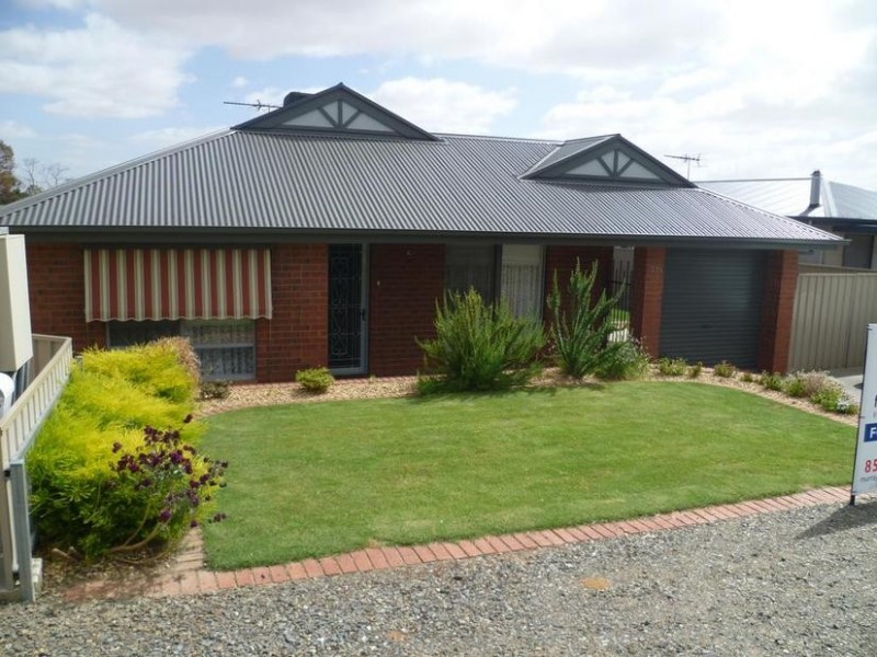 77A Alma Avenue, Murray Bridge SA 5253